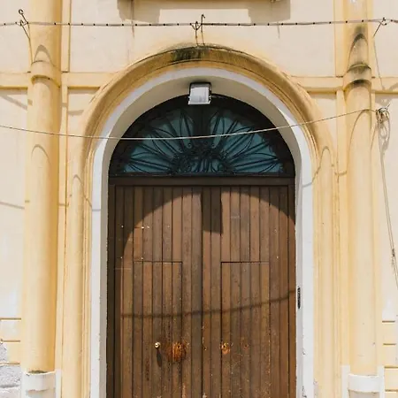 Ballaro' House Guest house *