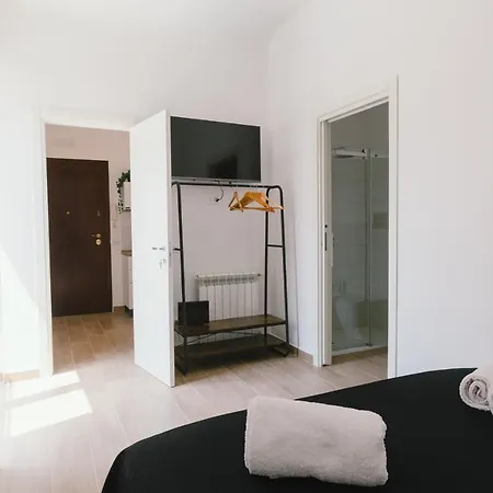 Guest house Ballaro' House